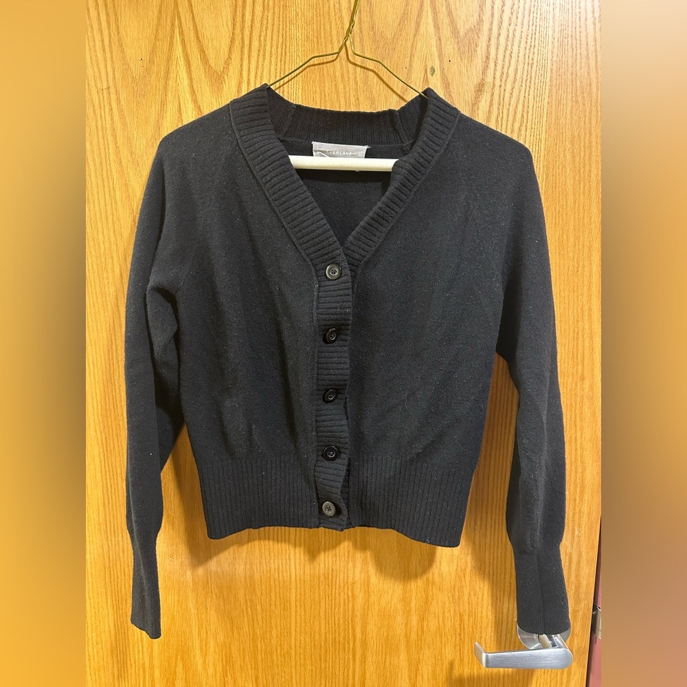 Classic Everlane cardigan in black